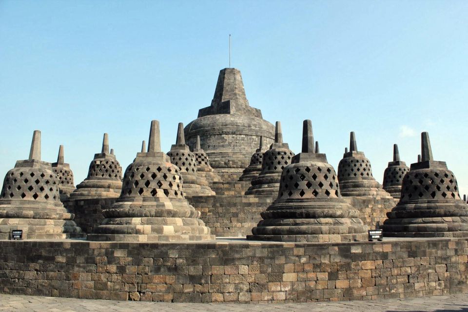 Borobudur Village Cycling and Temple Tour With Transfer - Key Points