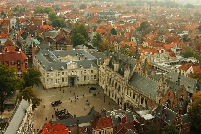 Bruges Bites & Sights – Belgian Food, Beer & A Little Bit Of History