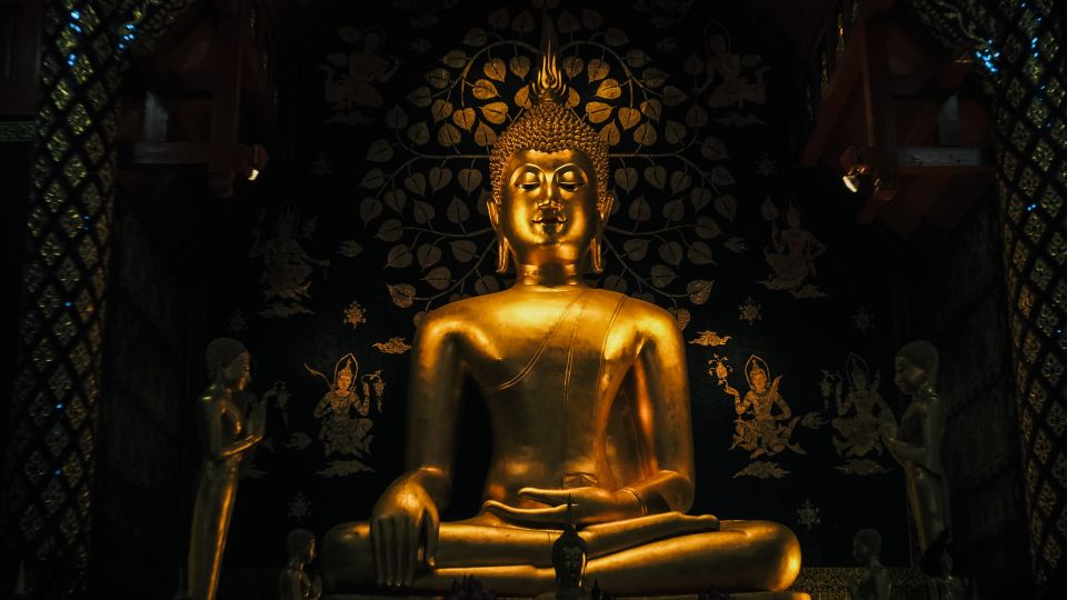 Chiang Mai: Buddhist Almsgiving and Market Tour With Meal - Key Points