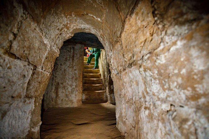City Tour & Cu Chi Tunnels 1 Day - Key Points