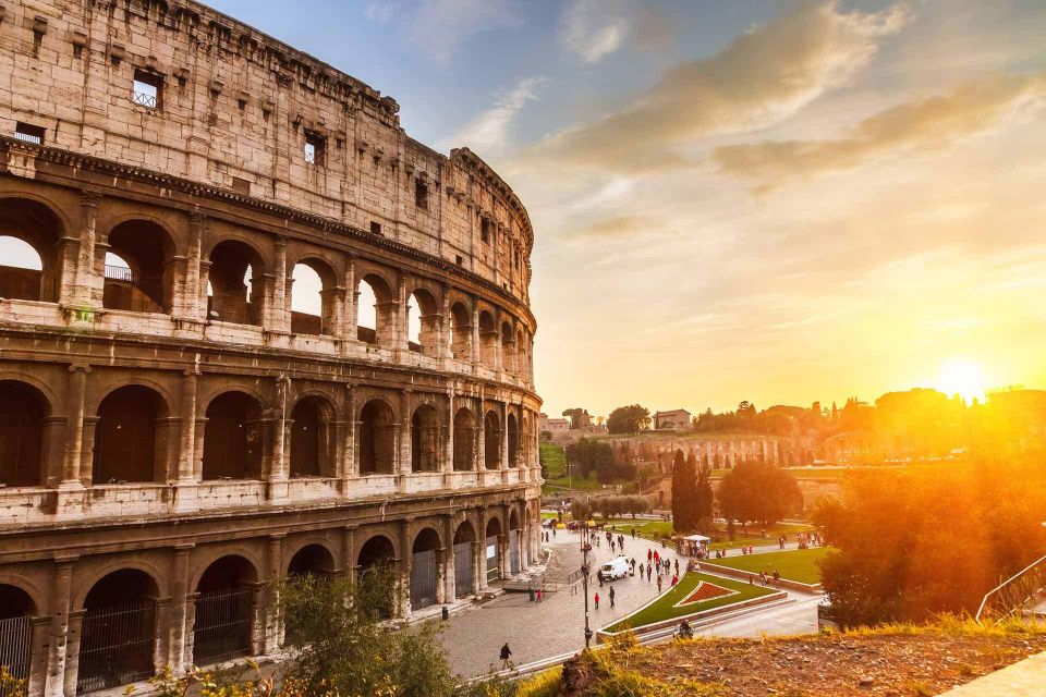 Colosseum With Arena and Roman Forum Tour - Key Points