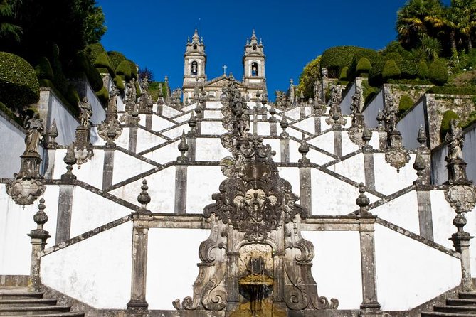 Day Trip to Braga and Guimarães From Porto - Key Points