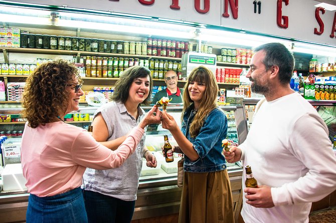 De Mercados: A Neighborhood Market and Tapas Experience - Key Points