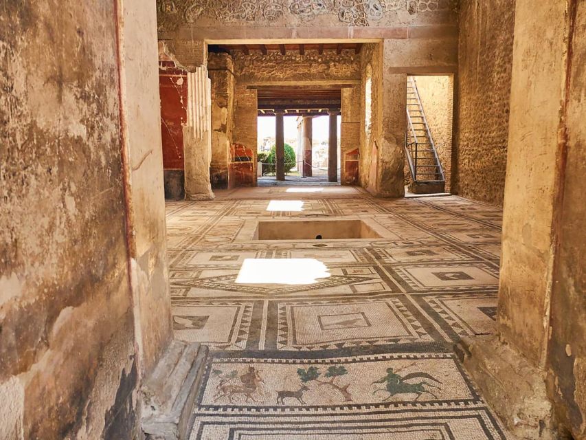 Discover Ancient Pompeii and Witness the Majesty of Vesuvius - Key Points