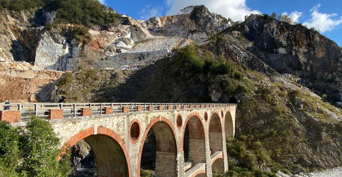 Explore the Wonders of Carrara and Tuscan Coast From Lucca - Key Points