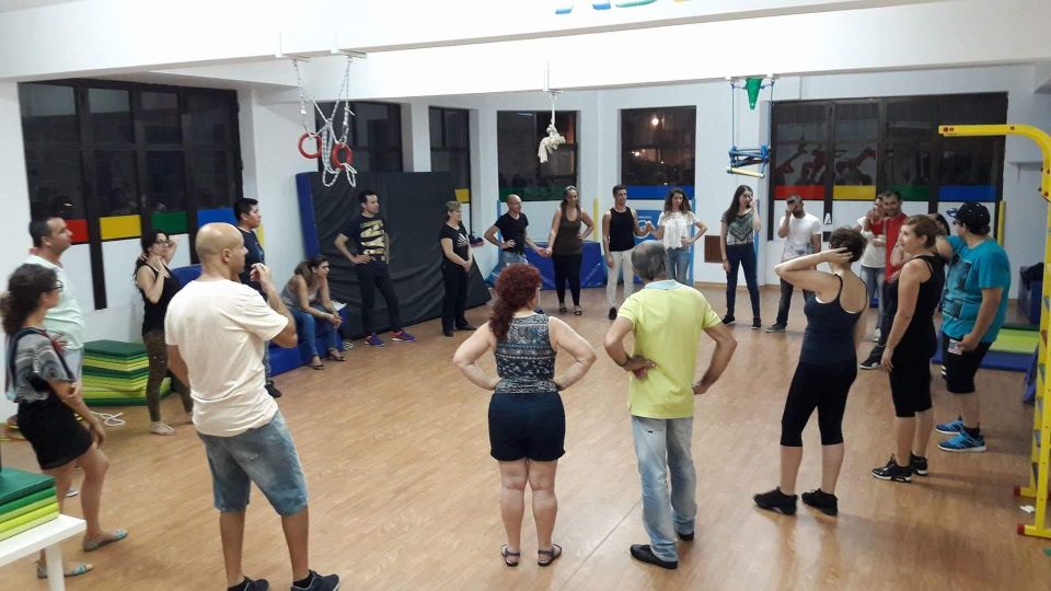 Faro: Private or Group Dance Lessons (Salsa, Bachata, Kizomba) - Key Points