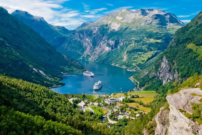 Fjord Cruise Ålesund Geiranger Fjord Round-Trip - Key Points