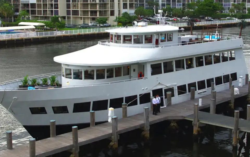 Fort Lauderdale: Musette Yacht New Years Eve Party Cruise - Key Points