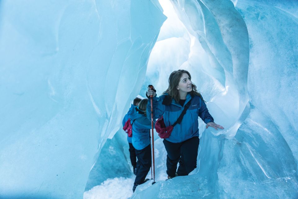 Franz Josef Glacier: 2.5-Hour Hike With Helicopter Transfer - Key Points