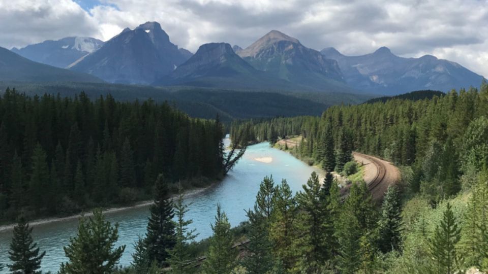 From Banff/Canmore: Moraine Lake & Lake Louise Experience - Key Points