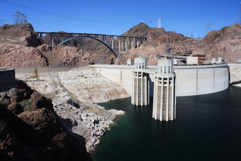 From Las Vegas: Hoover Dam Express Shuttle Tour - Key Points