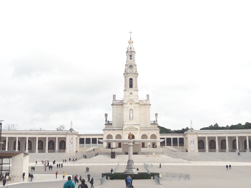 From Lisbon: Half-Day Fatima Tour - Key Points