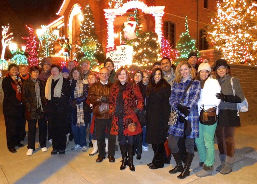 From Manhattan: 4-Hour Christmas Lights Luxury Bus Tour - Key Points