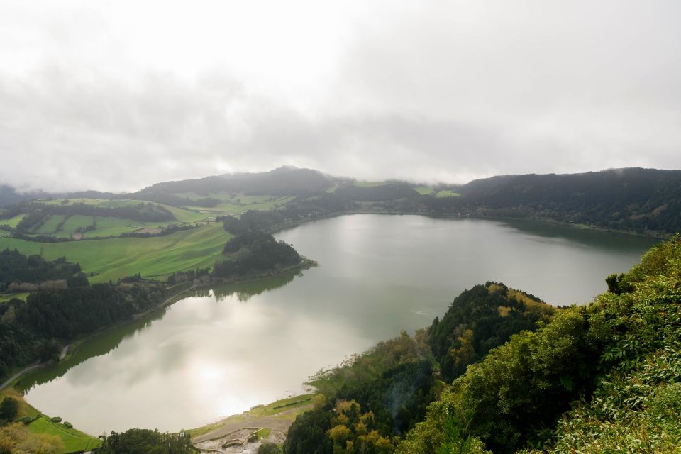 Furnas: Hot Springs Night Tour - Key Points