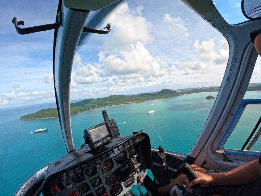 Half Island Helicopter Tour of Antigua - Key Points