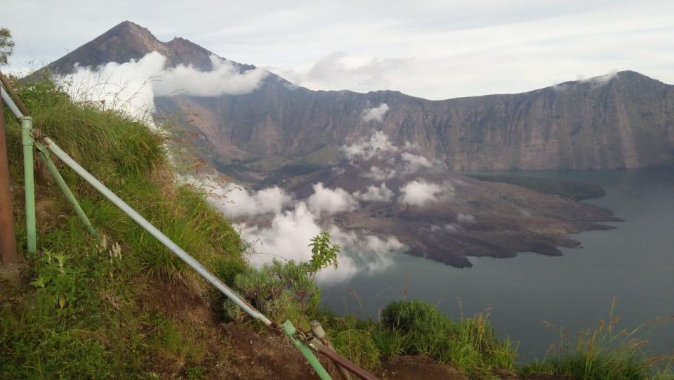 Hiking To Senaru Crater Rim - Key Points