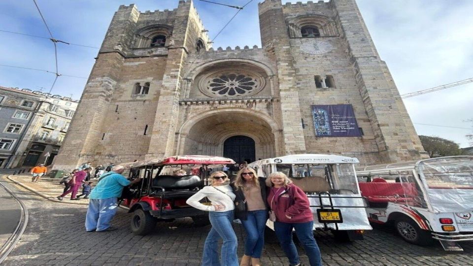 Historical Center Tour in Lisbon - 3H - Private Tuk Tuk Tour - Key Points