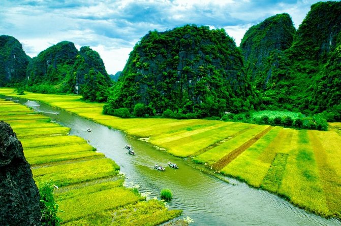 Hoa Lu - Tam Coc - Ninh Binh, Cycling, Local Family Visit, Small Group Tour - Key Points