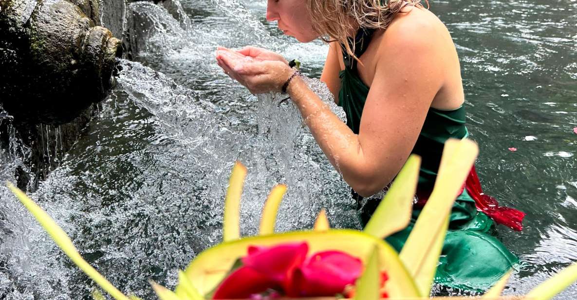 HOLY BATH IN TIRTA EMPUL TEMPLE - Key Points