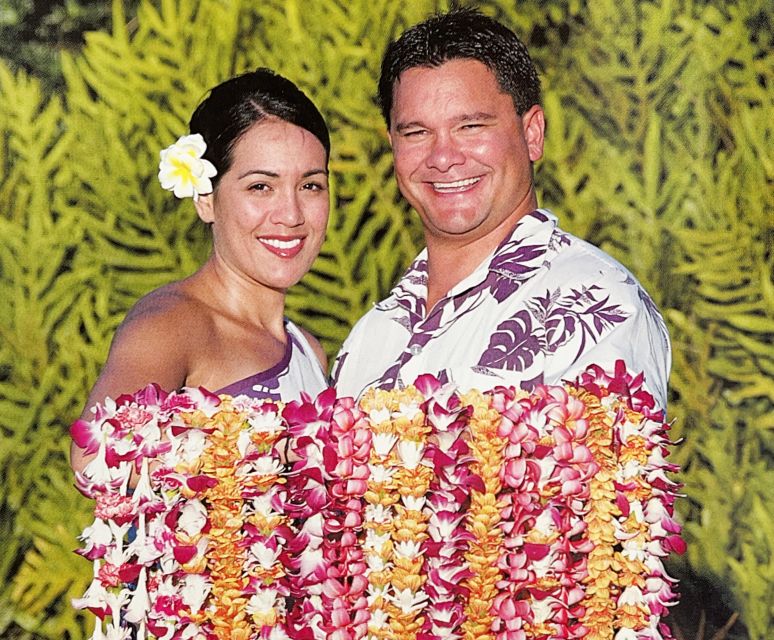 Kahului Airport: Maui Flower Lei Greeting Upon Arrival - Key Points