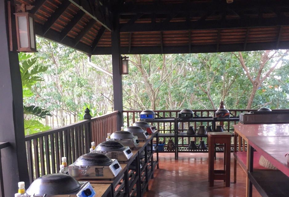 Koh Lanta: Lunch Course at Lanta Thai Cookery School - Duration and Instruction