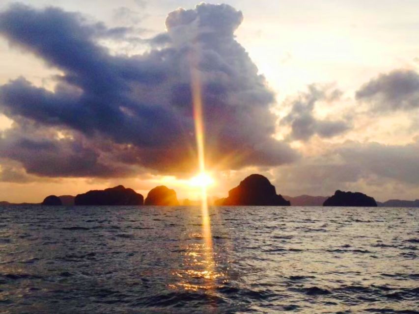 Krabi: Kayaking Sunset at Ao Thalane Tour With BBQ Dinner - Key Points