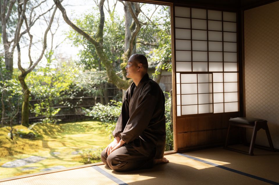 Kyoto: Zen Meditation at a Private Temple With a Monk - Key Points