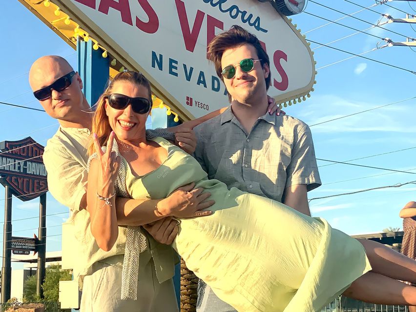 Las Vegas: Las Vegas Sign + 7 Magic Mountains + Photoshoot - Key Points