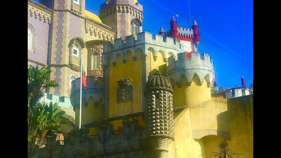 Lisbon: Pena Palace, Sintra, Cascais, and Cabo Roca Day Trip - Key Points