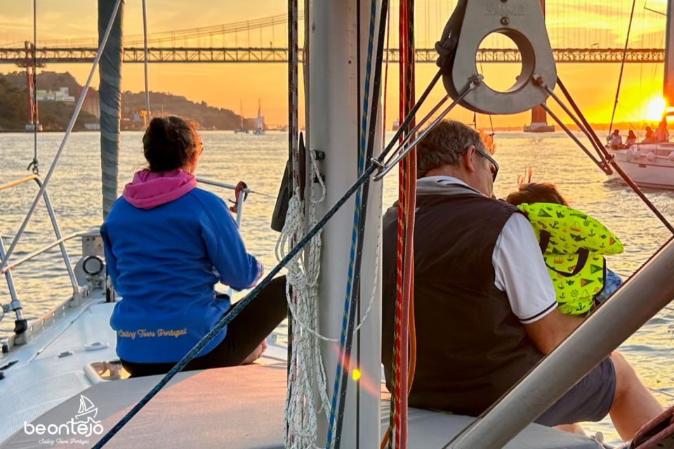 Lisbon: Private Sunset Sailing on the Tagus River - Key Points