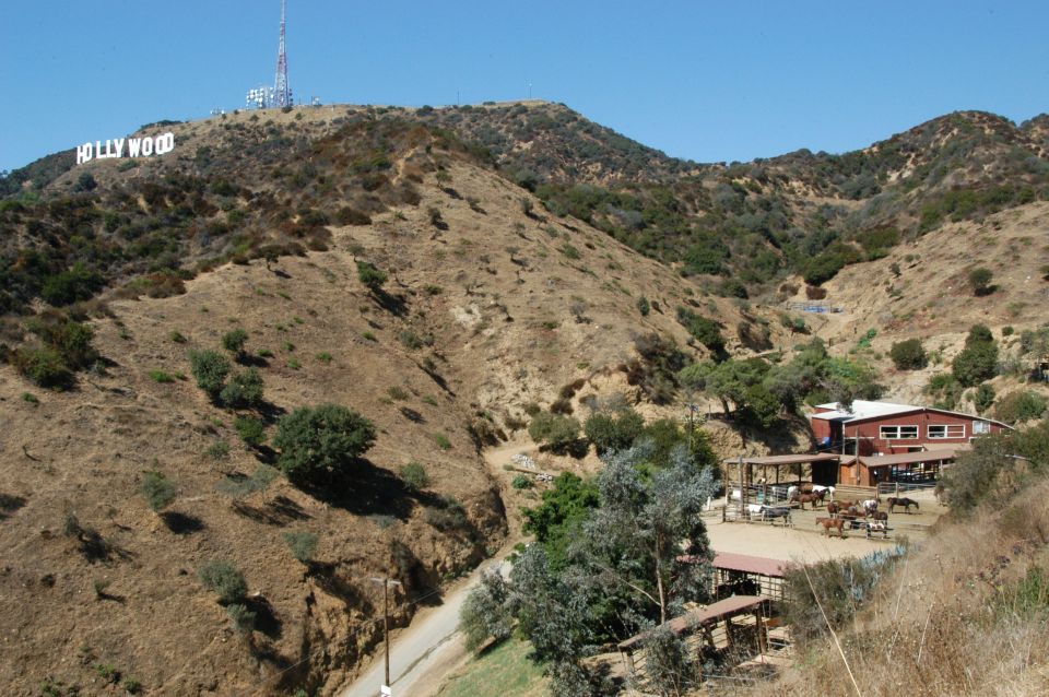 Los Angeles: Mulholland Trail Horseback Riding Tour - Key Points