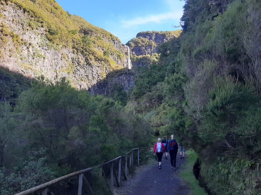 Madeira: Private Walking Tour of Levada Das 25 Fontes PR6 - Key Points