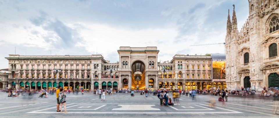 Milan: Duomo With Rooftop Private Tour, Food, & Wine Tasting - Key Points