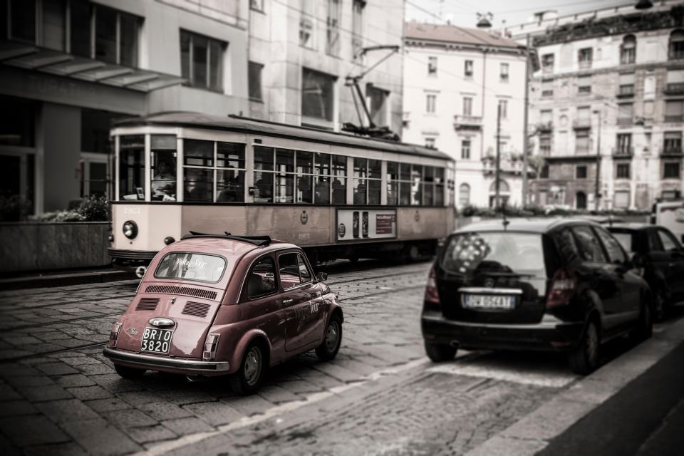 Milan: Skyline Tour by Vintage Fiat 500 (1 H, 1 Stop) - Key Points