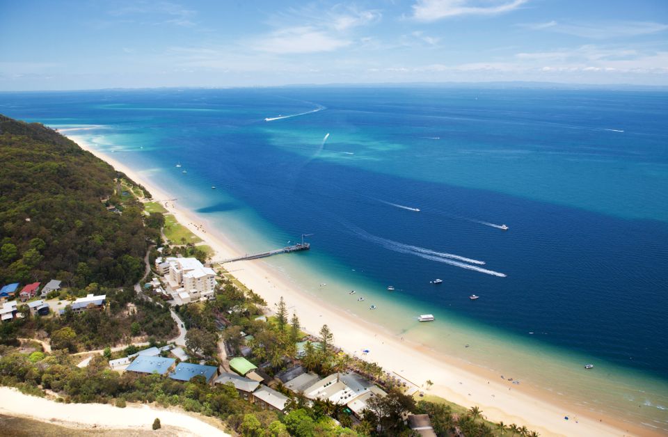 Moreton Island: Desert Safari Tour & Dolphin Viewing - Key Points