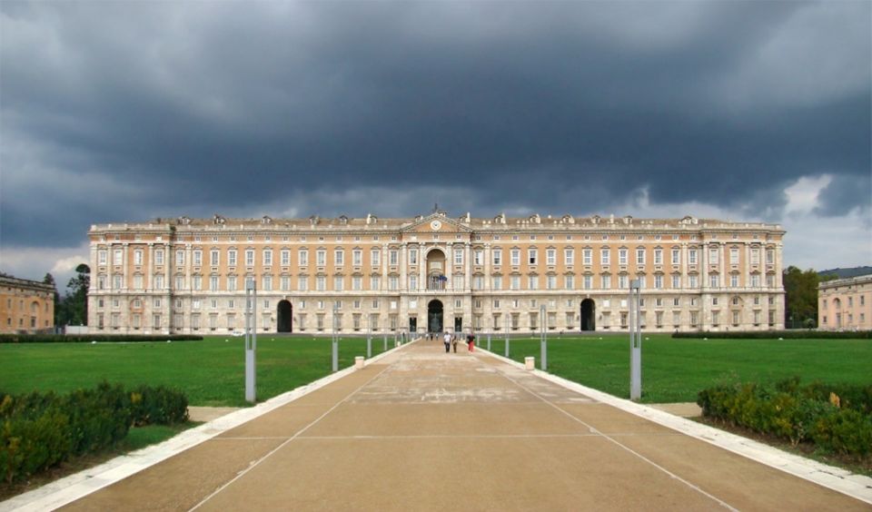 Naples: Private Transfer to Caserta Royal Palace - Key Points