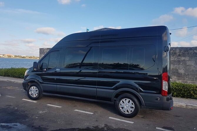 Nassau Airport Round-trip Shared Transfers - Overview
