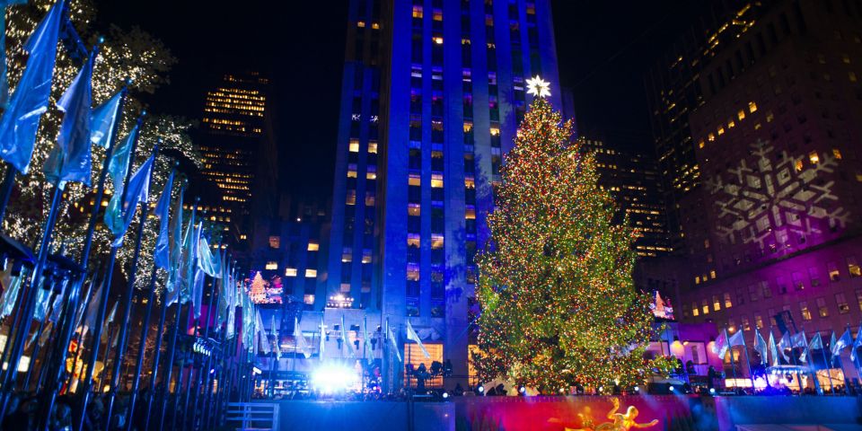 New York City: Christmas Markets and Lights Walking Tour - Key Points