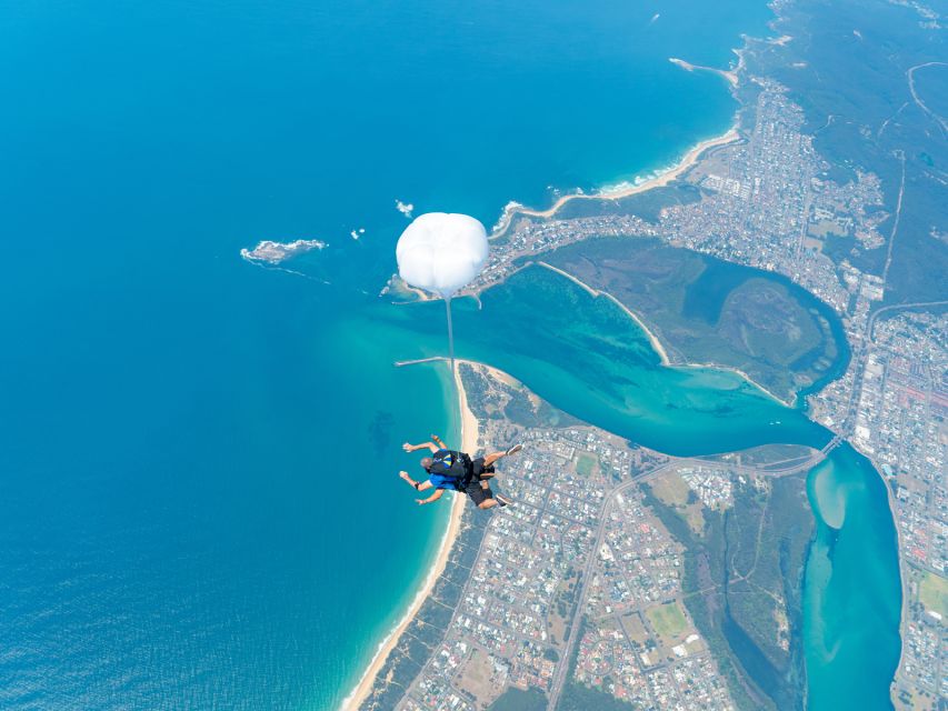 Newcastle: Tandem Beach Skydive With Optional Transfers - Key Points