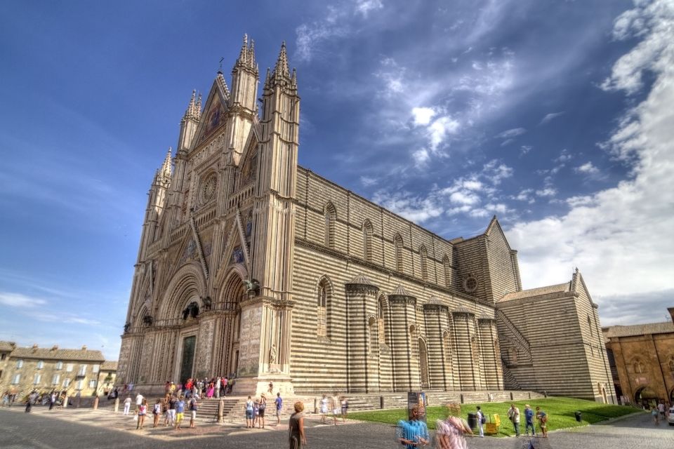 Orvieto: Private Walking Tour With Licensed Guide - Key Points