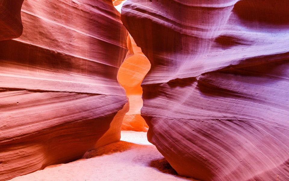 Page: Upper Antelope Canyon Walking Tour With Local Guide - Key Points