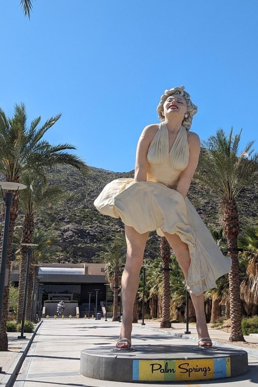 Palm Springs: Self-Guided Scavenger Hunt Walking Tour - Key Points