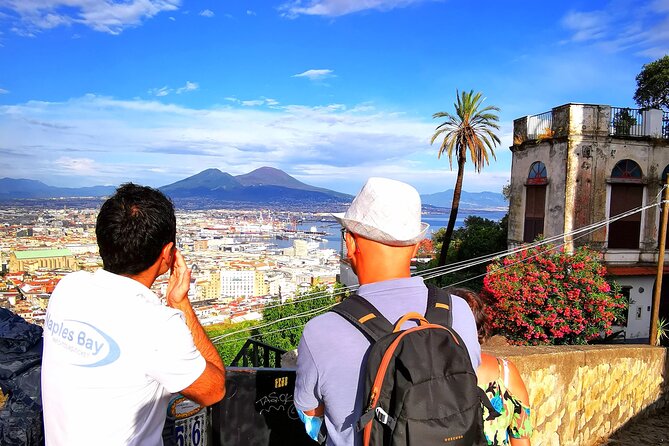 Panoramic Historical Walking Tour of Naples: Rich and Poor Areas - Key Points