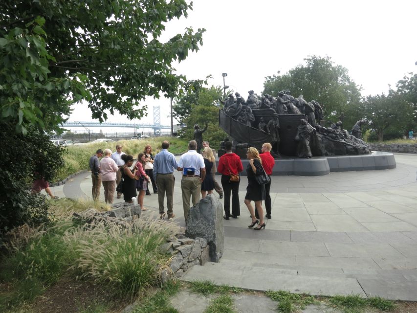 Philadelphia: Private Colonial Waterfront Walking Tour - Key Points