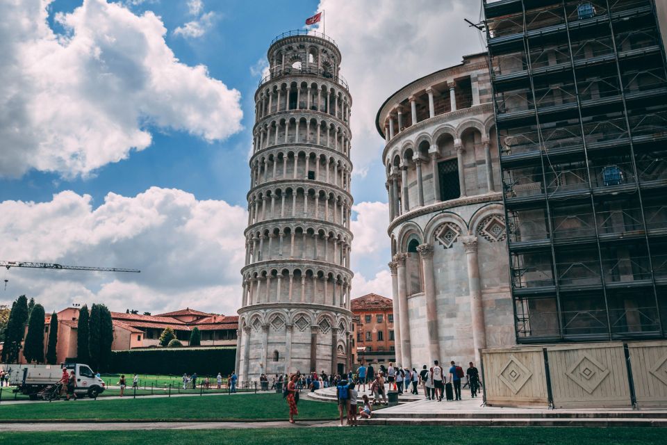 Pisa Private Walking Tour - Key Points