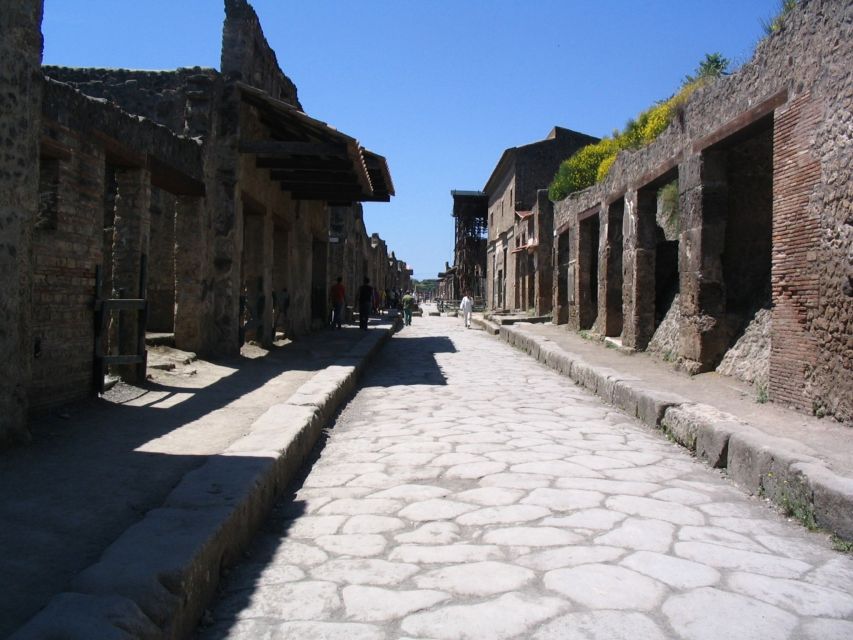 Pompeii and Amalfi Coast Full-Day Tour From Rome - Key Points