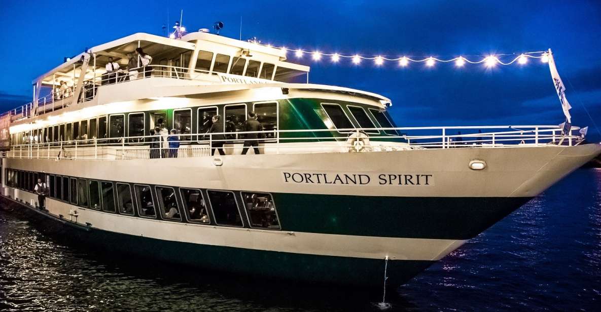 Portland: Willamette River 2.5-hour Dinner Cruise - Key Points