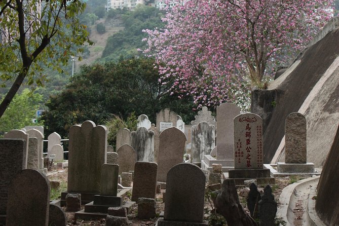 Private Colonial Cemeteries Tour - Key Points
