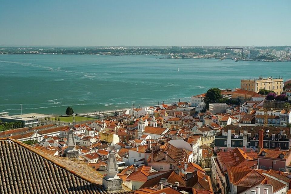 Private Full-Day Tour to Lisbon - Key Points