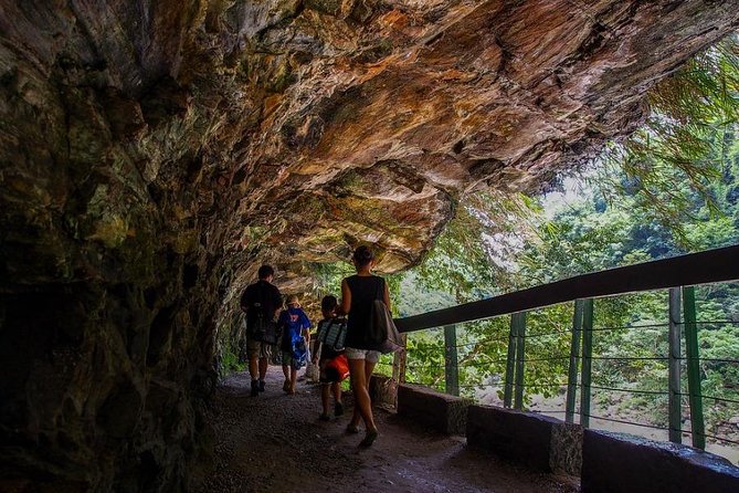 Private Taroko Gorge National Park Day Tour - Key Points